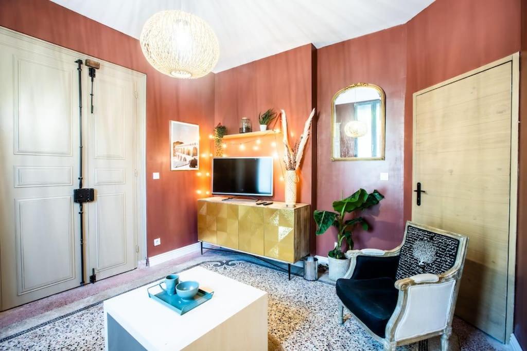 La Suite 2 Pieces Lit Queen Size Entree Privee Nimes Luaran gambar